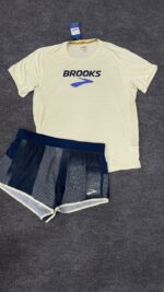 BROOKS
