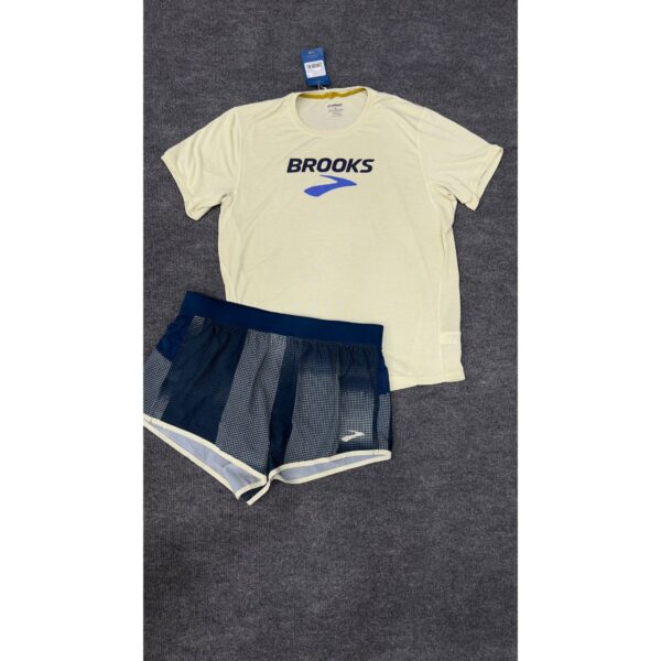 BROOKS