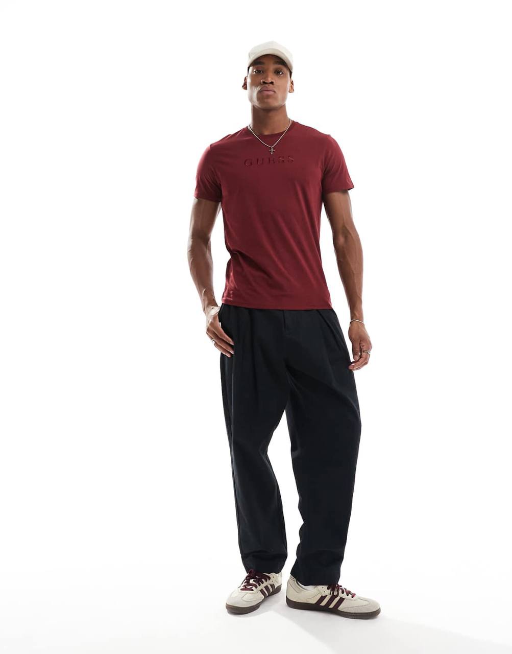 photo_2026-02-22_11-17-18 تیشرت مردانه زرشکی با لوگوی برجسته برند GUESS کد 1029 - تصویر 1