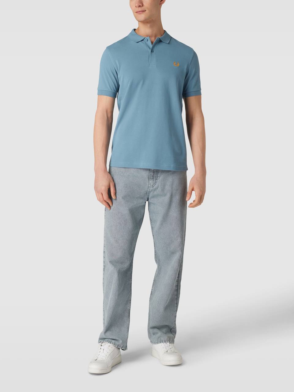 photo_2026-02-22_16-39-05 پولو مردانه Fred Perry – آبی روشن کد 1042 - تصویر 1